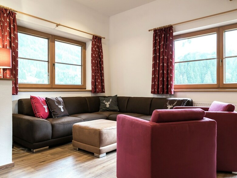 Cozy Holiday Home In Saalbach-hinterglemm With Terrace