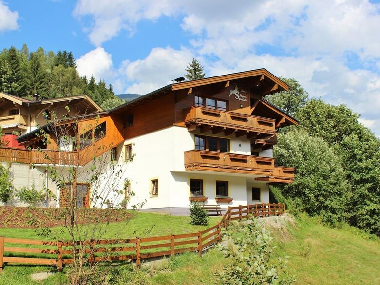 Cozy Holiday Home In Saalbach-hinterglemm With Terrace