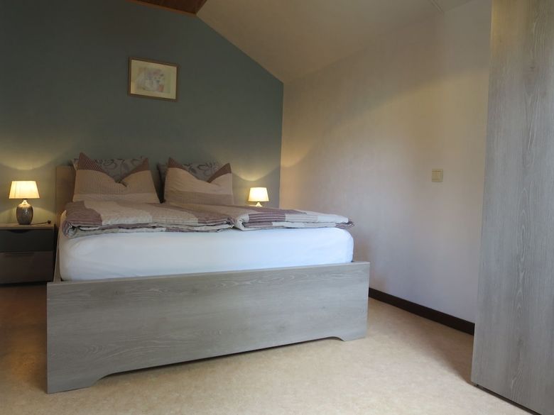 Beautiful Apartment Near Forest In Nidrum