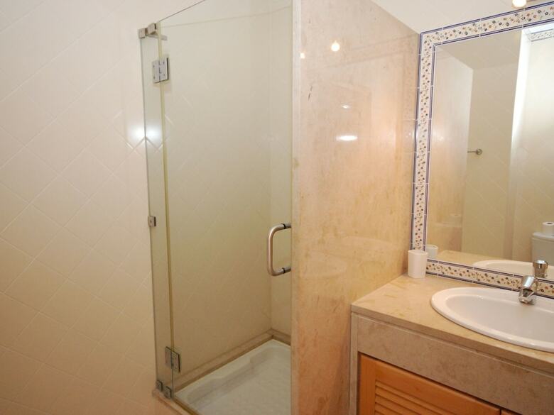 Modern Apartment In �bidos With Pool