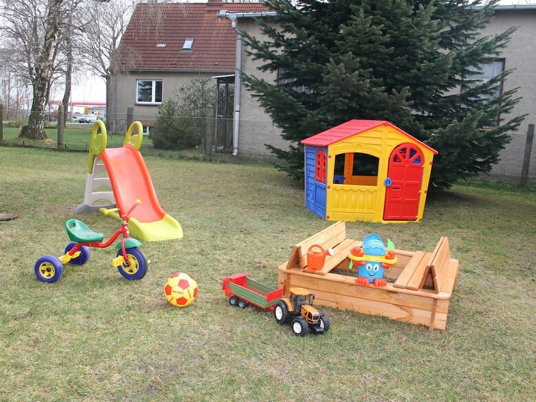 Spacious Holiday Home In Kr�pelin With Trampoline