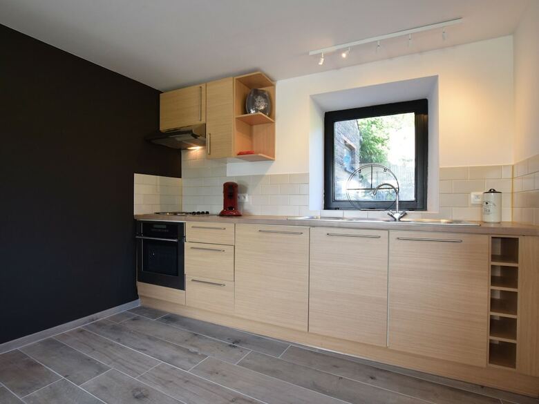 Charming Holiday Home In Sainte-ode With Terrace