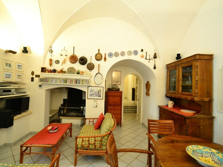 Luxurious Holiday Home In Putignano Apulia With Sea View