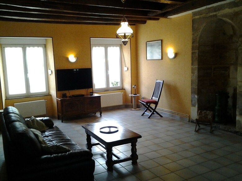 Authentic Cottage In Nouart Near Forest