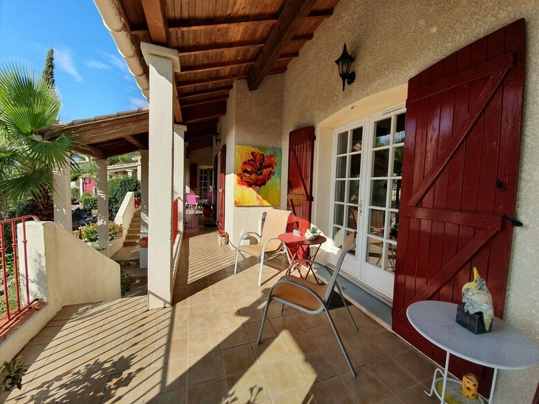 Cozy Holiday Home With Private Swimming Pool In Pierrerue