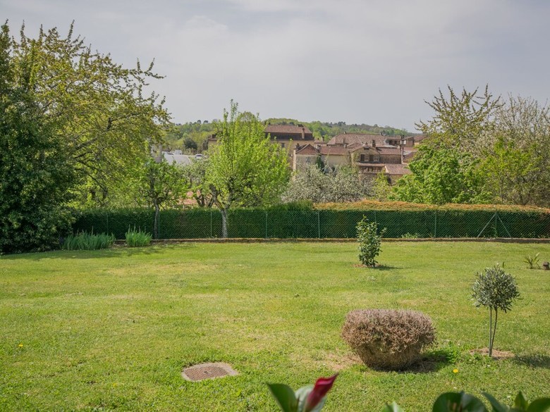 Heritage Holiday Home In Aquitane With Barbecue