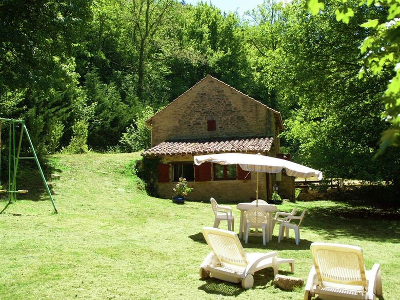 Old Renovated Mill Surrounded By A Large Enclosed Peaceful Garden
