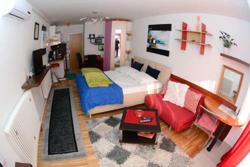 Apartments And Rooms Trsje
