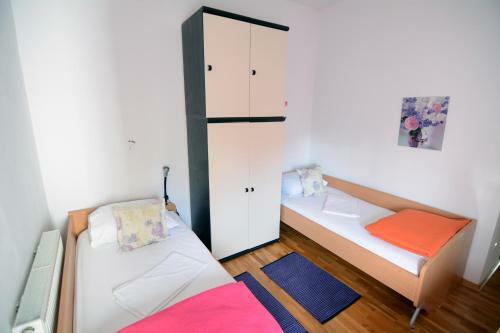 Apartments And Rooms Trsje