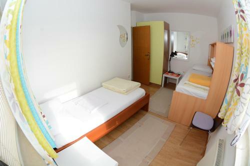 Apartments And Rooms Trsje