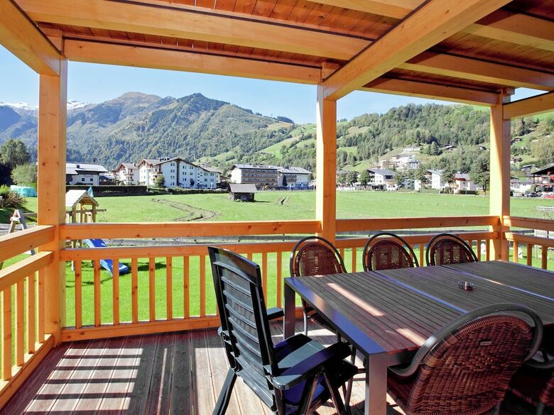 Luxurious Apartment In Kaprun With Sauna