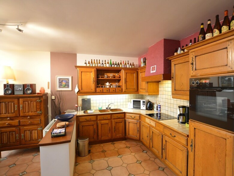 Charming And Spacious Cottage For Lovers, En For Walkers!