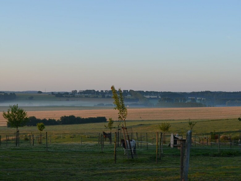 Charming And Spacious Cottage For Lovers, En For Walkers!