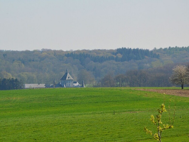 Charming And Spacious Cottage For Lovers, En For Walkers!