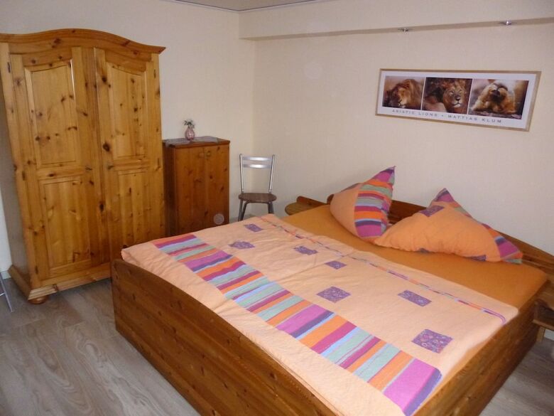 Cozy Apartment In Leudersdorf Eifel With Terrace