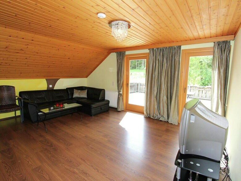 Cozy Chalet Near Ski Area In Stall