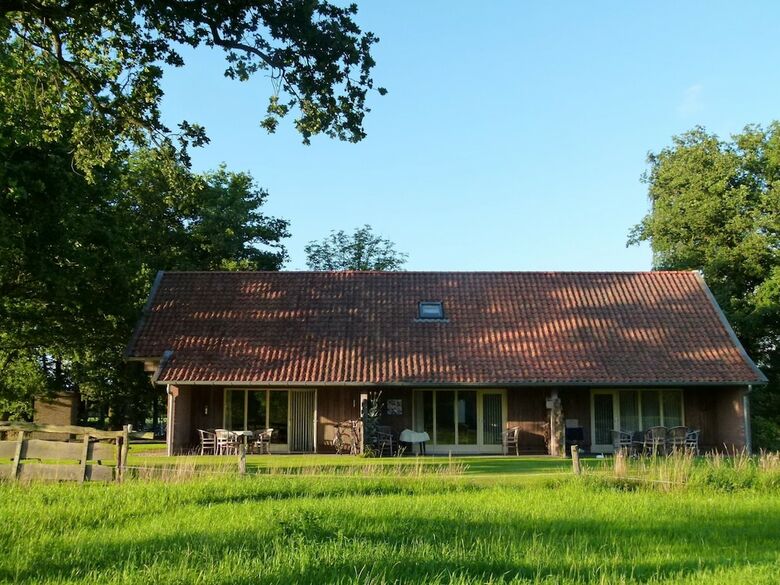 Peaceful Holiday Home In Geesteren With Roofed Terrace