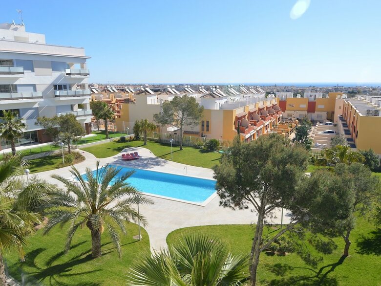 Modern Apartment With Swimming Pool In Orihuela
