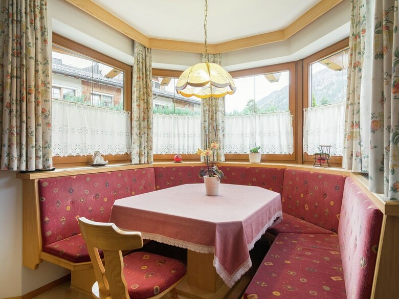 Beautiful Apartment In Kampl With Garden