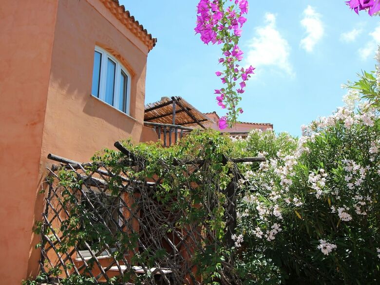 Luxurious Holiday Home In Sardinia, Italy