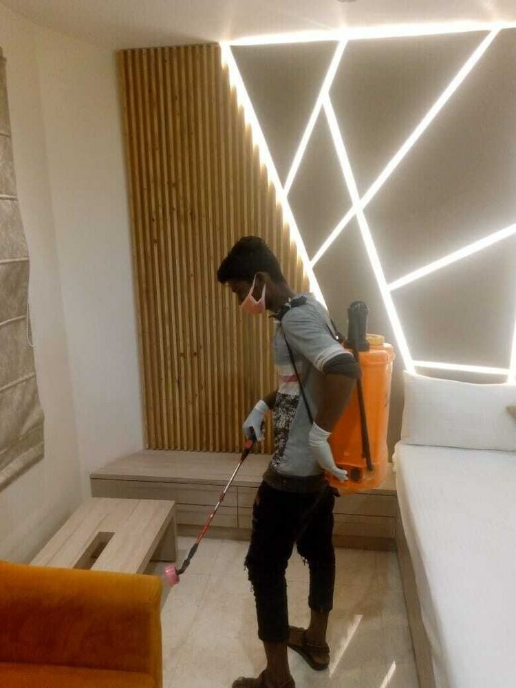 Hotel Avantika By Mmr
