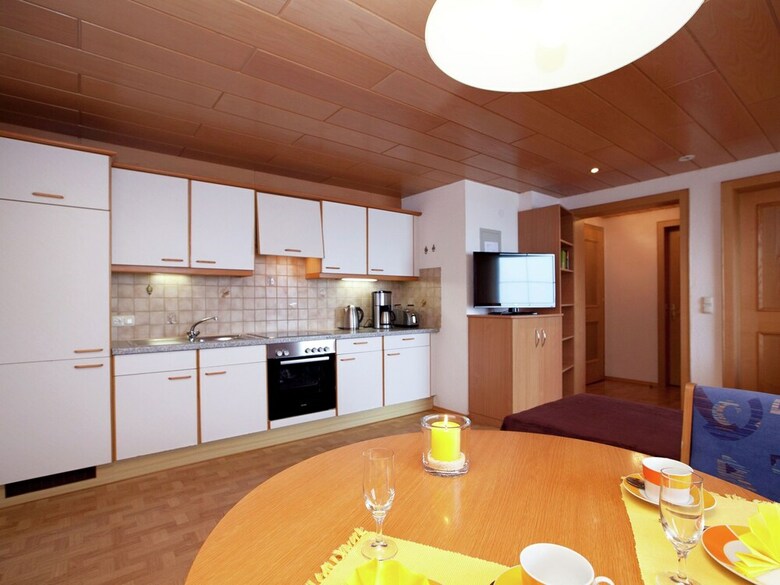 Cozy Apartment Near Ski Area In Bartholom�berg