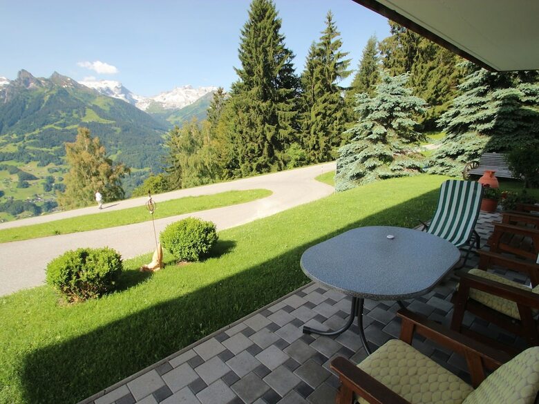 Cozy Apartment Near Ski Area In Bartholom�berg