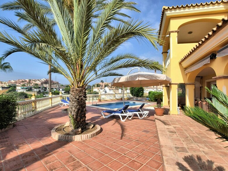 Comfortable Villa In Andalusia With Swimming Pool