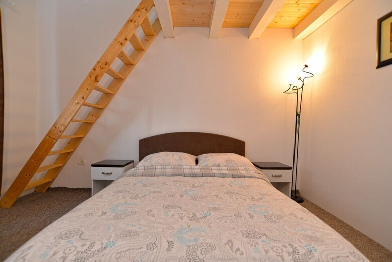 Apartment 1773