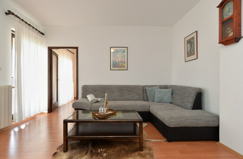Apartment 1803