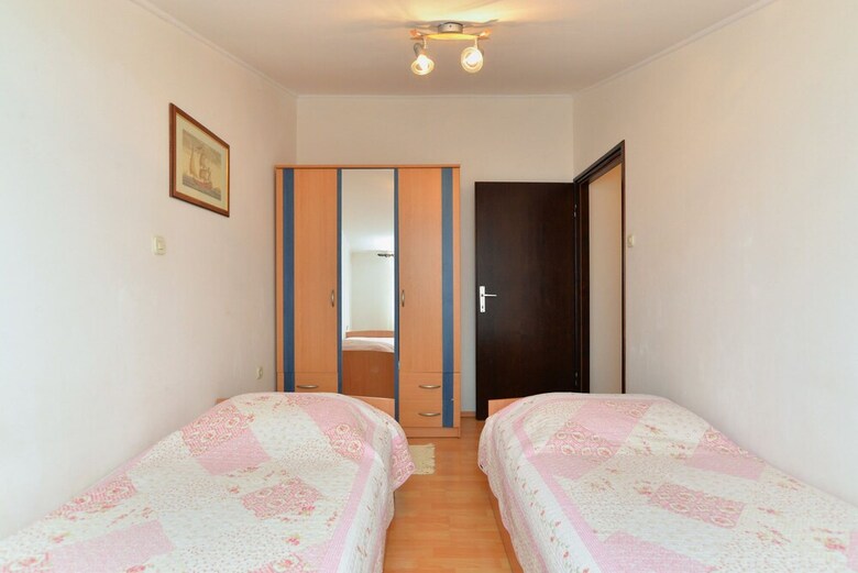 Apartment 1803