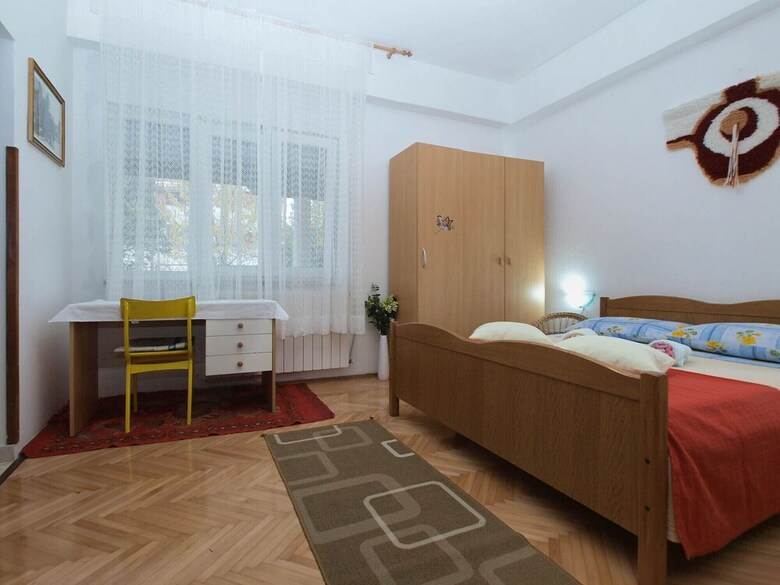 Apartment 1779
