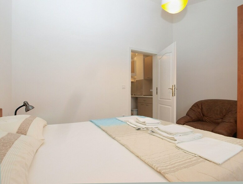 Apartment 1774