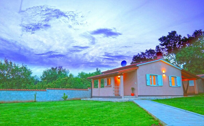 House 1831