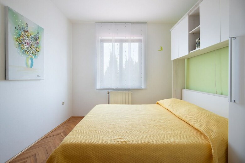 Villa Apartment 1816