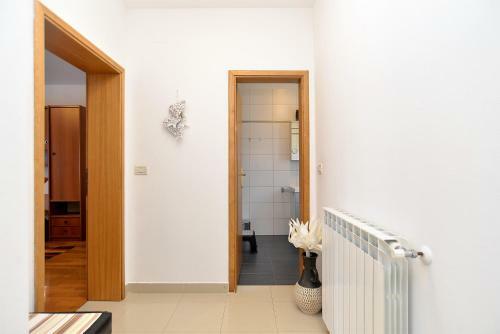 Apartment 1966