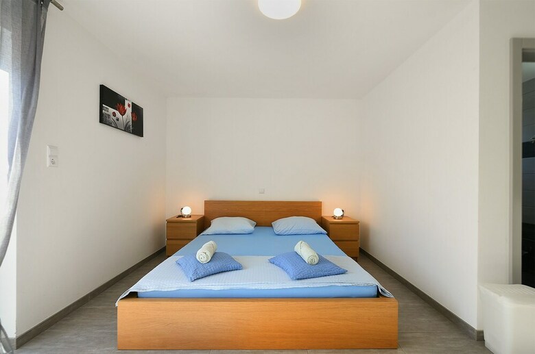 Apartment 1964