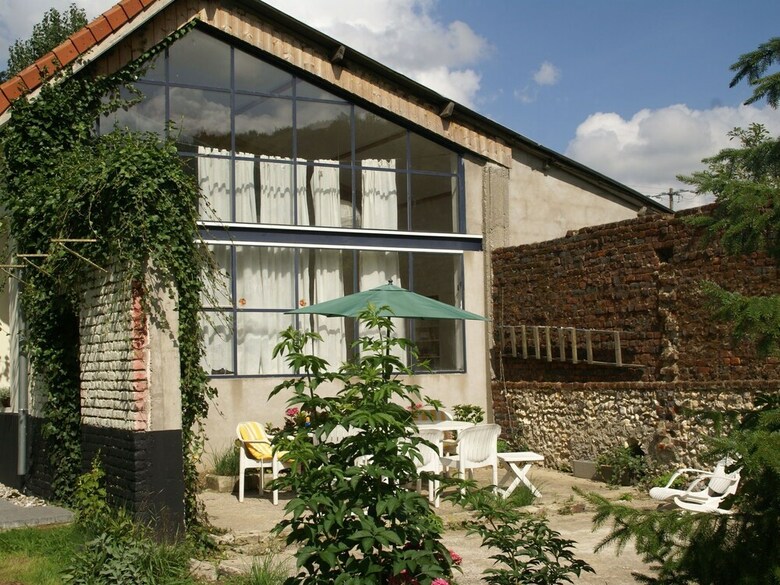 Luxurious Holiday Home In Courset With Swimming Pool