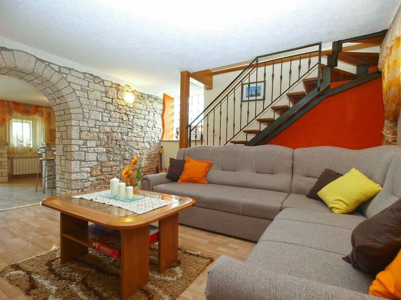 Villa Apartment 1862