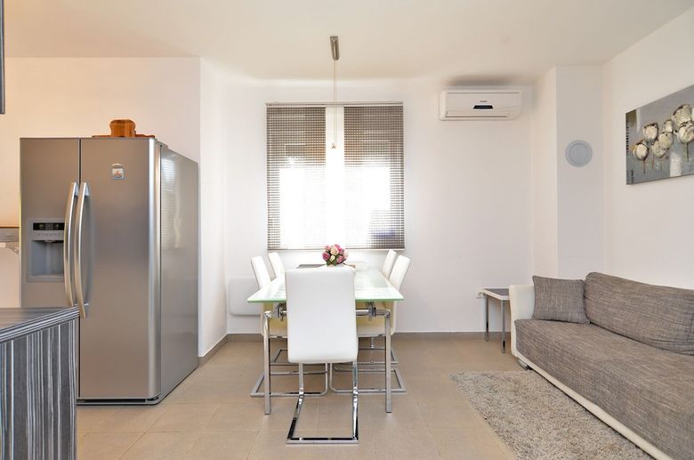 Apartment 1977