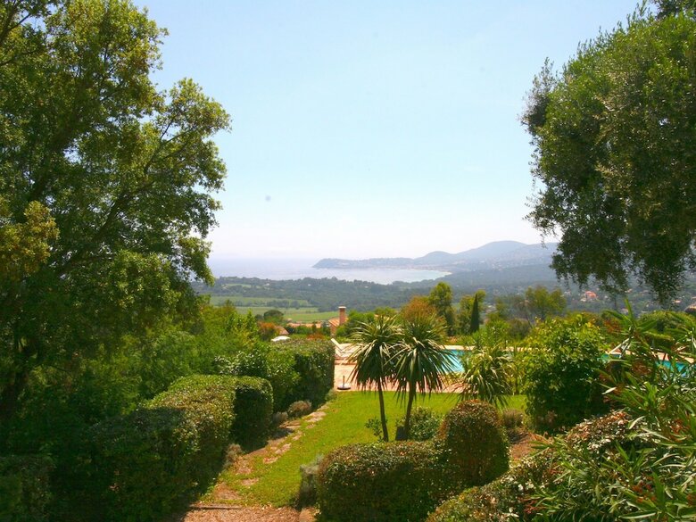 Gorgeous Villa With Private Pool In La Croix-valmer
