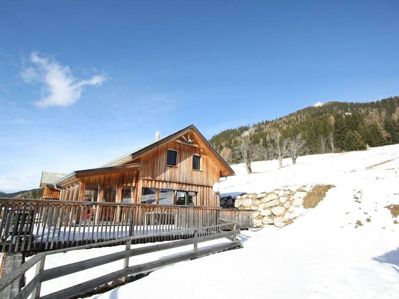 Cozy Chalet In Hohentauern With Sauna
