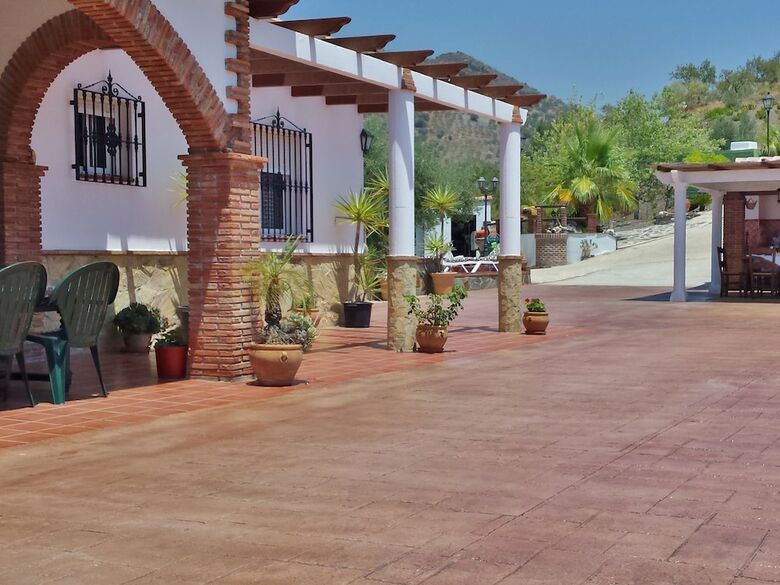 Pleasing Villa In Canillas de Aceituno Amidst The Forest