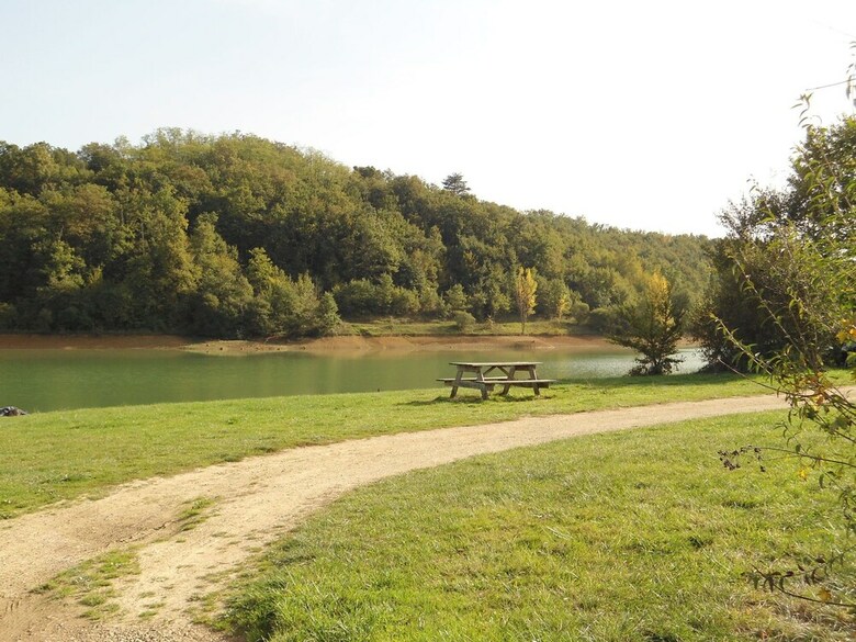Luxurious Holiday Home In Buzon With Private Pool