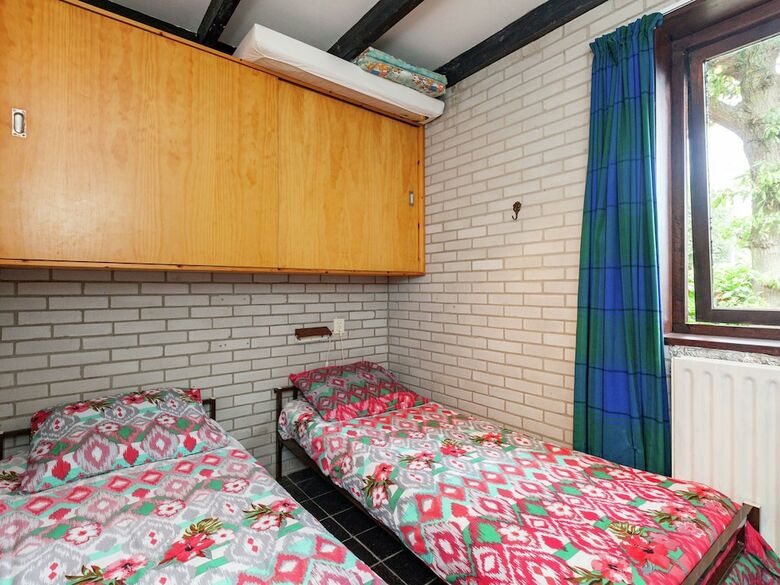 Comfortable, Detached Bungalow (65 M2