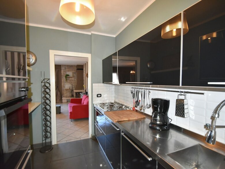 Boutique Villa In Lombardy With Garden