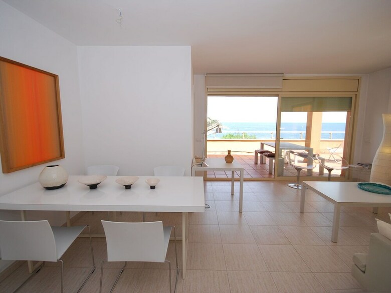 Apartment With Joint Pool And Fantastic Sea View