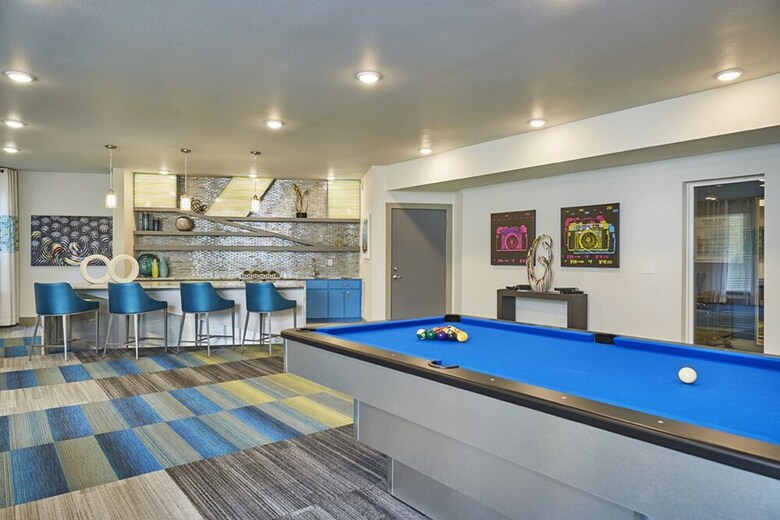 Downtown River Apartments By Barsala