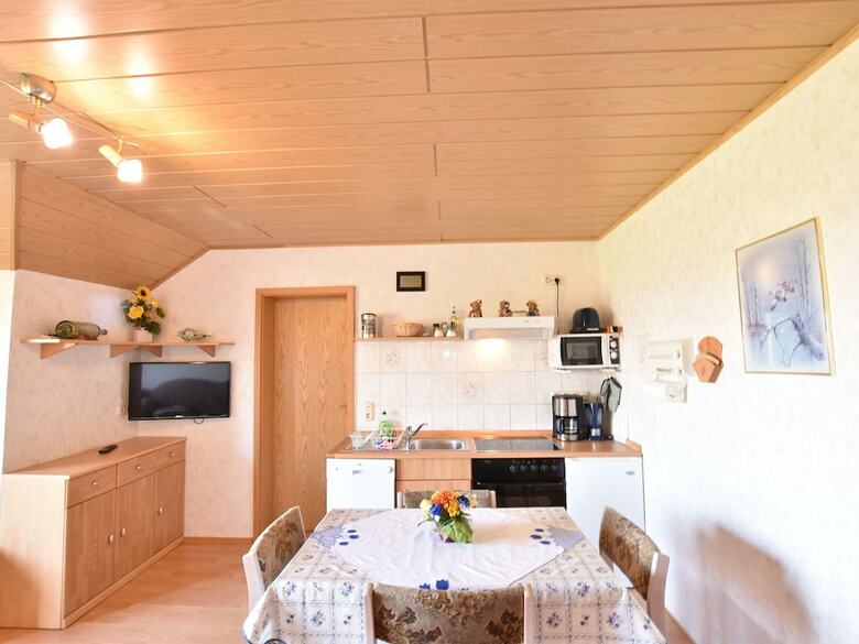 Modern Apartment With Private Terrace In Kr�pelin Germany