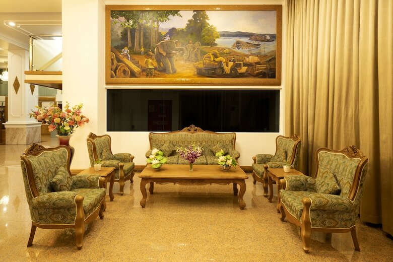 Lin Unity Win Hotel